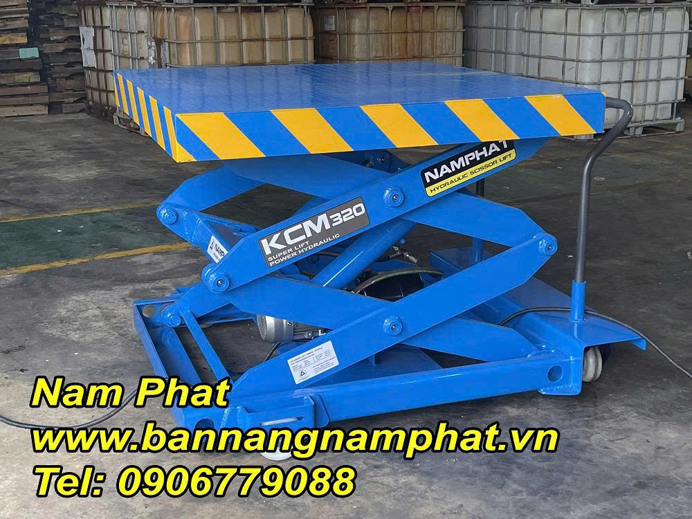Bàn nâng thủy lực